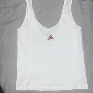 Athletic tank top